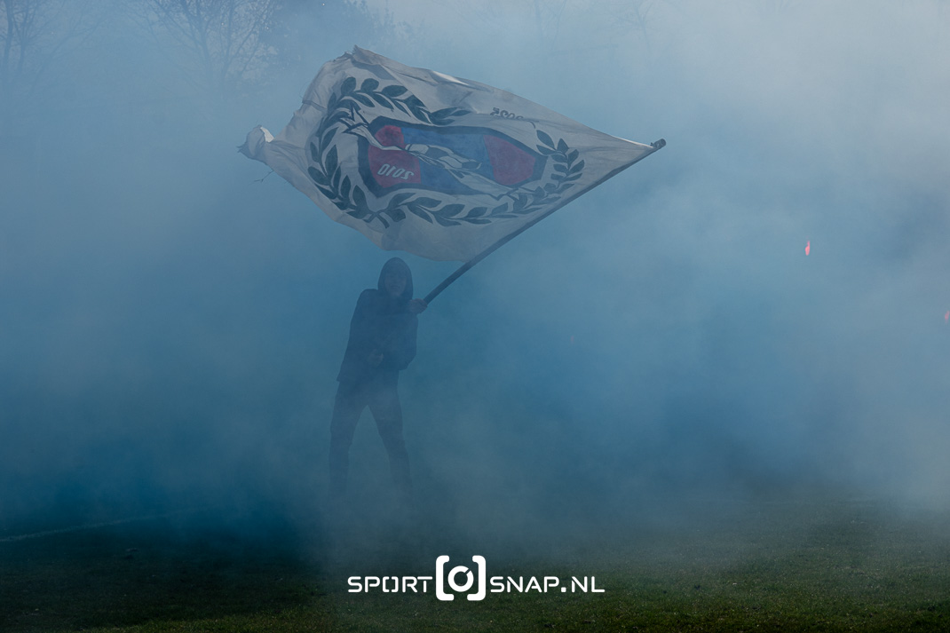 04-04-2026: Voetbal: FC 's-Gravenzande-Westlandia: s-Gravenzande Districtsbeker West II Derby