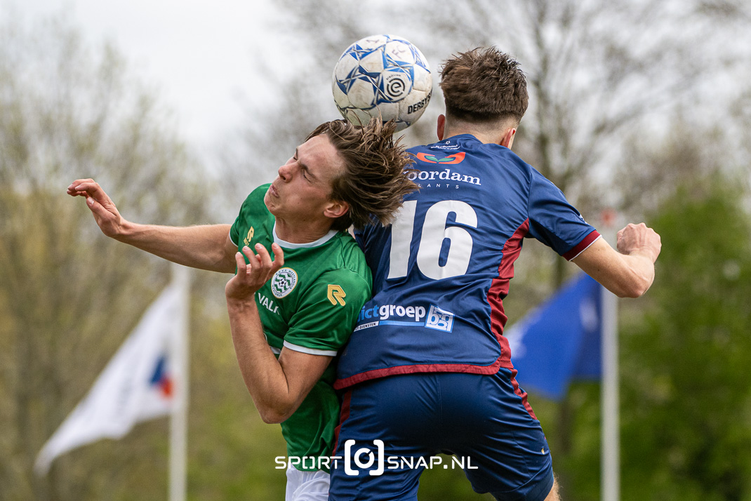 04-04-2026: Voetbal: FC 's-Gravenzande-Westlandia: s-Gravenzande Districtsbeker West II Derby